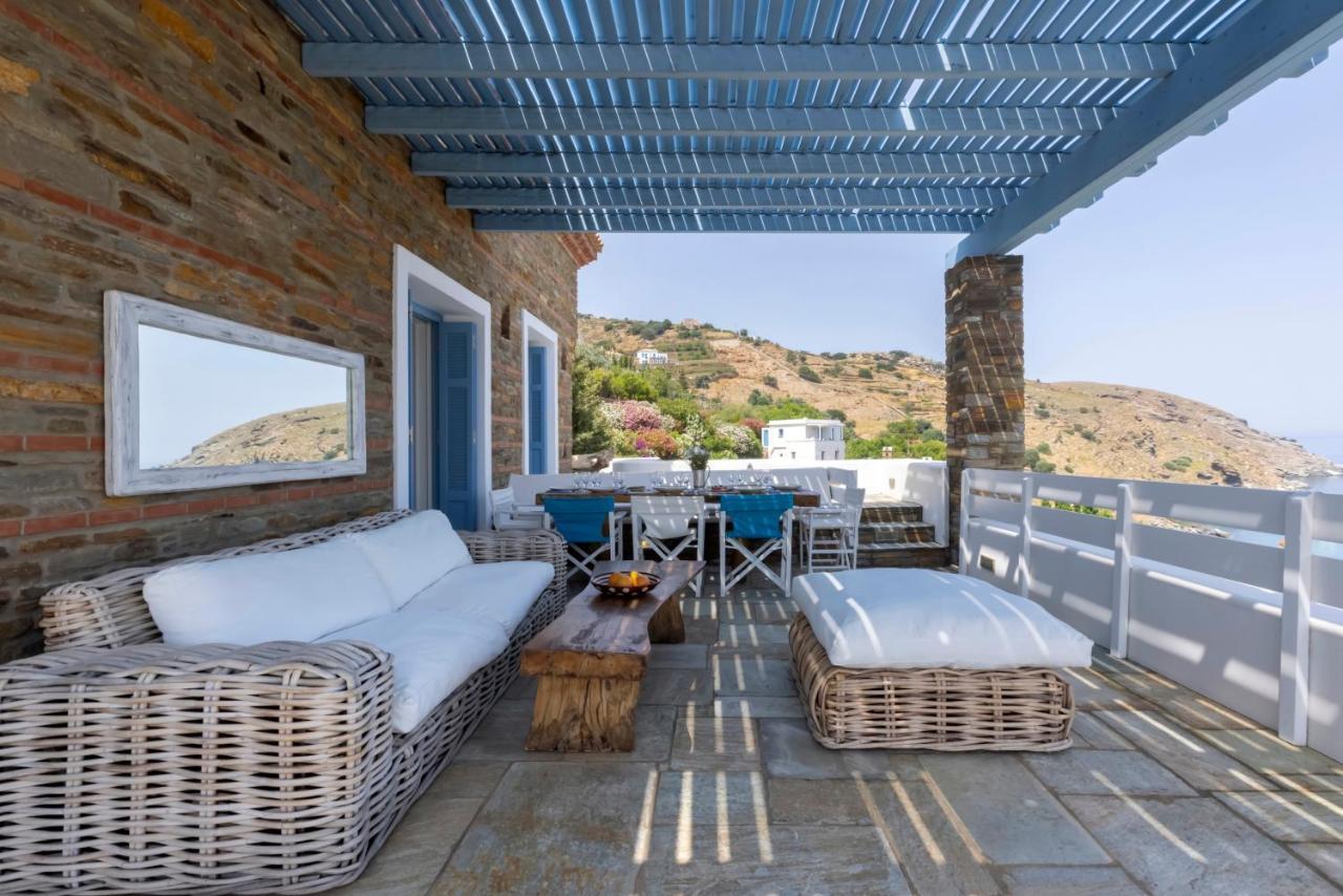 Luxury Villa By The Beach Stenies Exterior photo