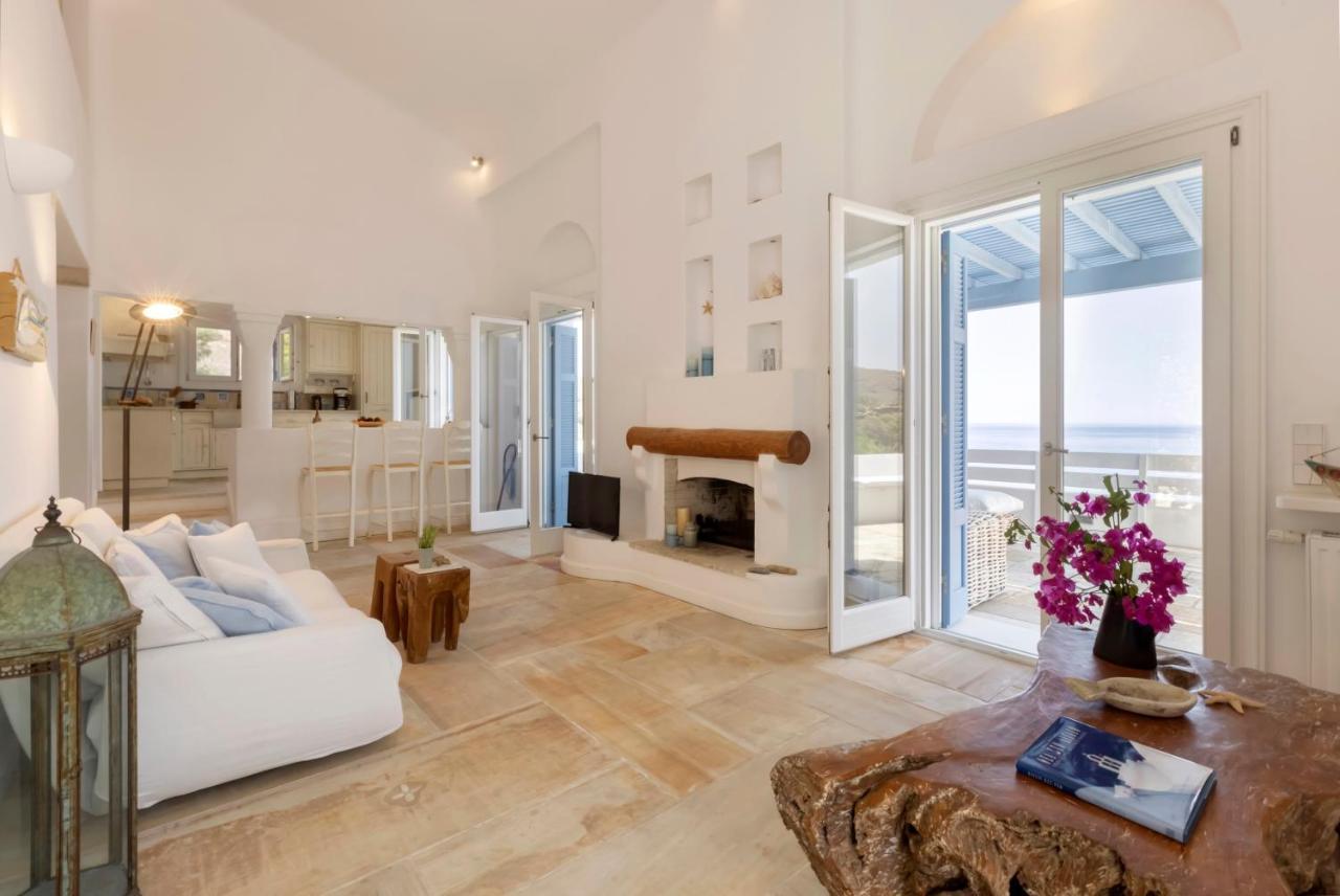 Luxury Villa By The Beach Stenies Exterior photo
