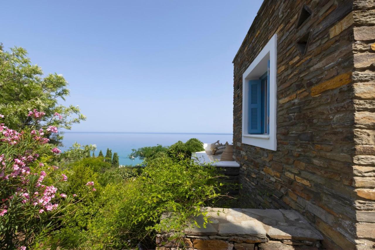 Luxury Villa By The Beach Stenies Exterior photo